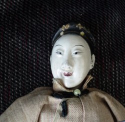 opera doll 1 1850 main_04